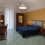 Center Casa Palladino, Only 26 Steps